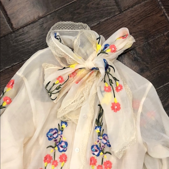 NWT Cream Embroidered Bow Neck Floral Dress - Picture 2 of 3